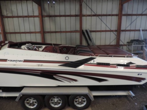 1995 Fountain 42' Lightning